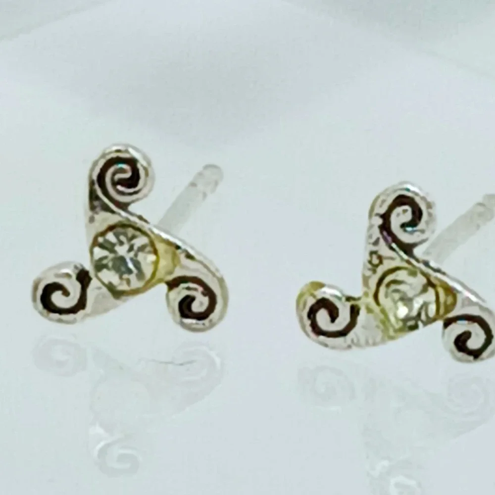 Sterling Silver 925 Celtic Triskelion Stud Earrings Crystal Triple‎ Spiral